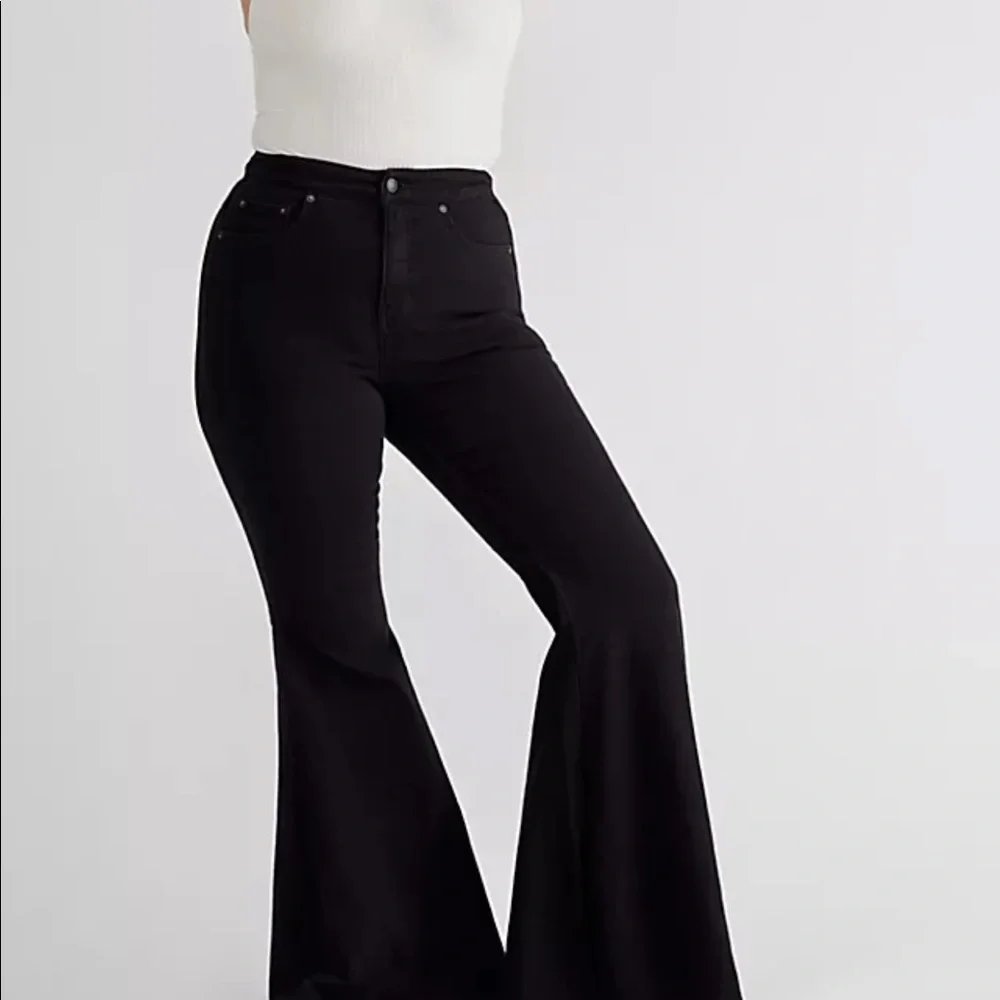 💓sold 💓Free people curvy high rise lace up flares - Picture 2 of 6